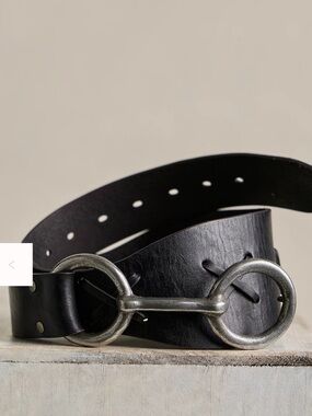 98S.NIB $98  We The Free Darby Waist Belt Leather Belt with Silver Horsebit
